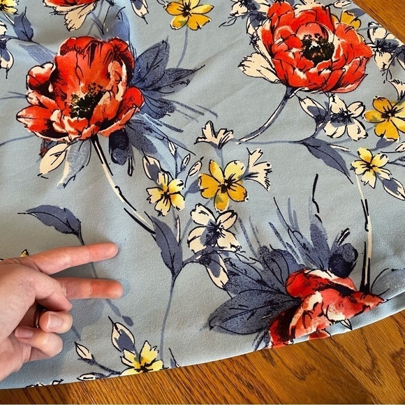 VINCE CAMUTO Floral Fit and Flare Cap Sleeve Dress Blue Red Mini Party Wedding 4 - Picture 9 of 16